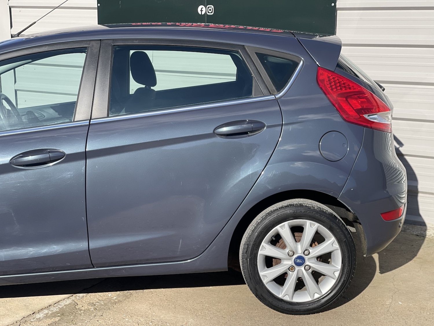 Used Ford Fiesta 2011 for sale - 77632504: Photo 9