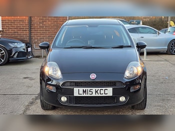 Used Fiat Punto 2015 for sale - 76082778: Photo 2