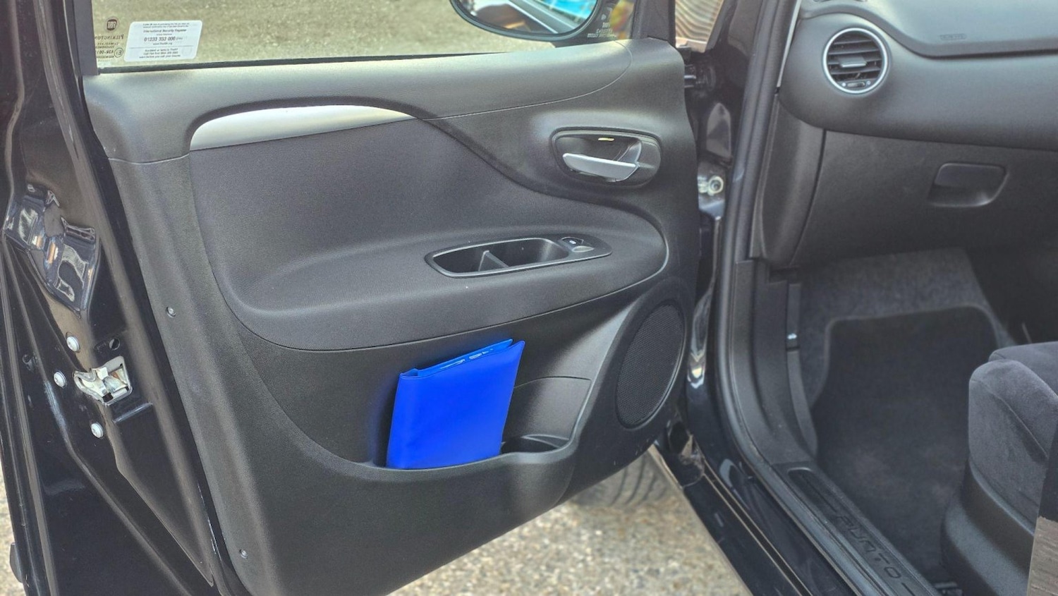 Used Fiat Punto 2015 for sale - 76082778: Photo 38
