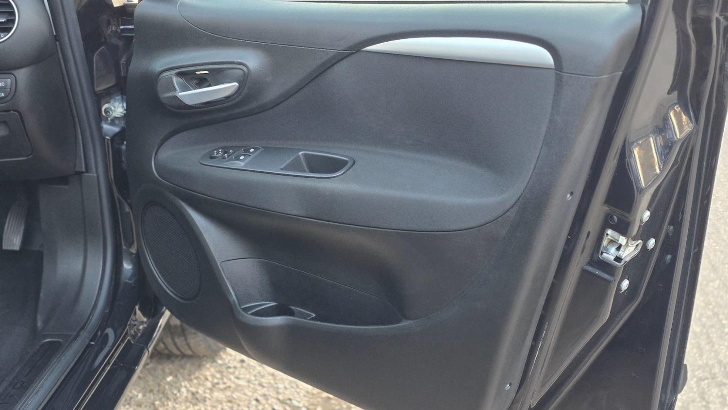 Used Fiat Punto 2015 for sale - 76082778: Photo 41
