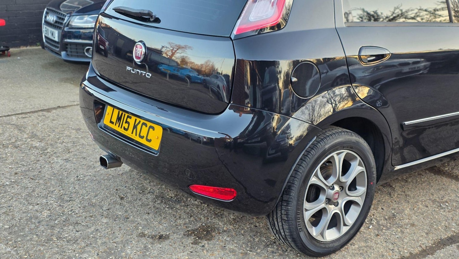 Used Fiat Punto 2015 for sale - 76082778: Photo 55