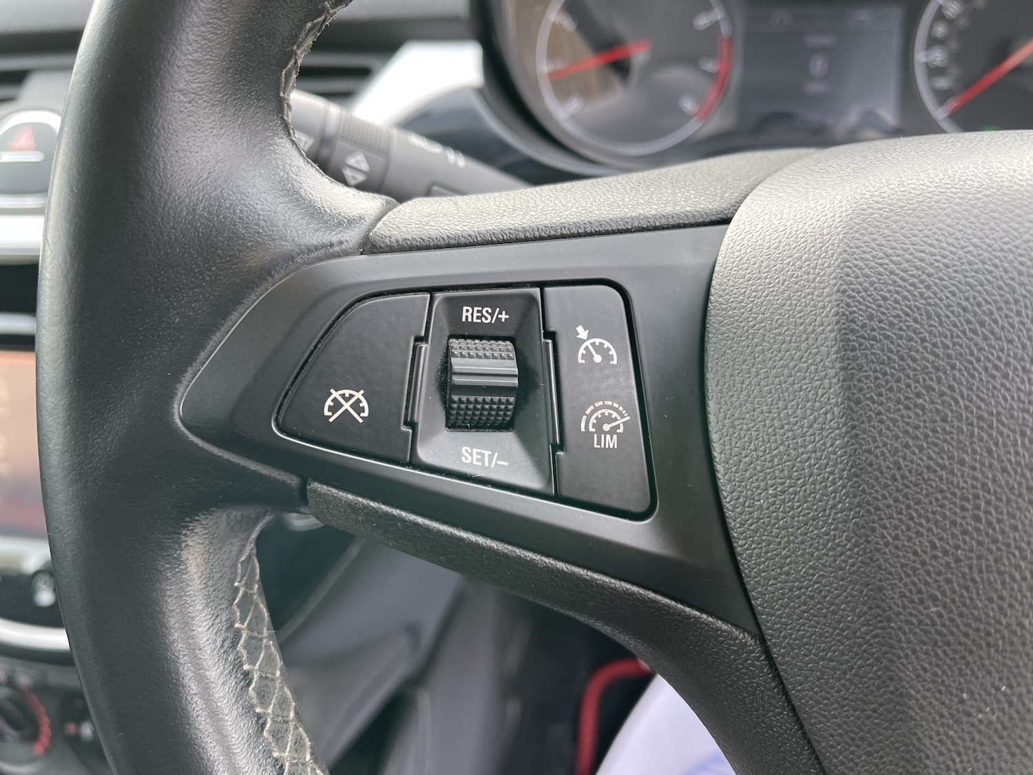 Used Vauxhall Corsa 2015 for sale - 77241859: Photo 44