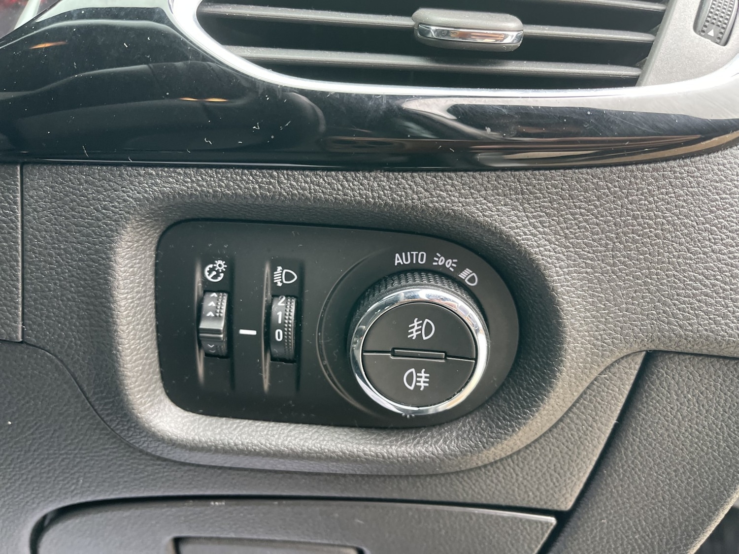 Used Vauxhall Astra 2016 for sale - 77478040: Photo 45