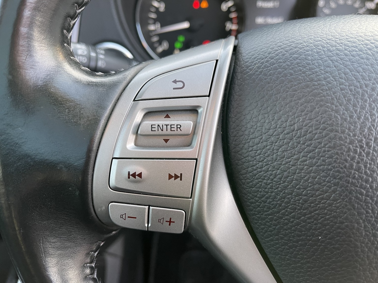 Used Nissan Qashqai 2014 for sale - 76941802: Photo 51