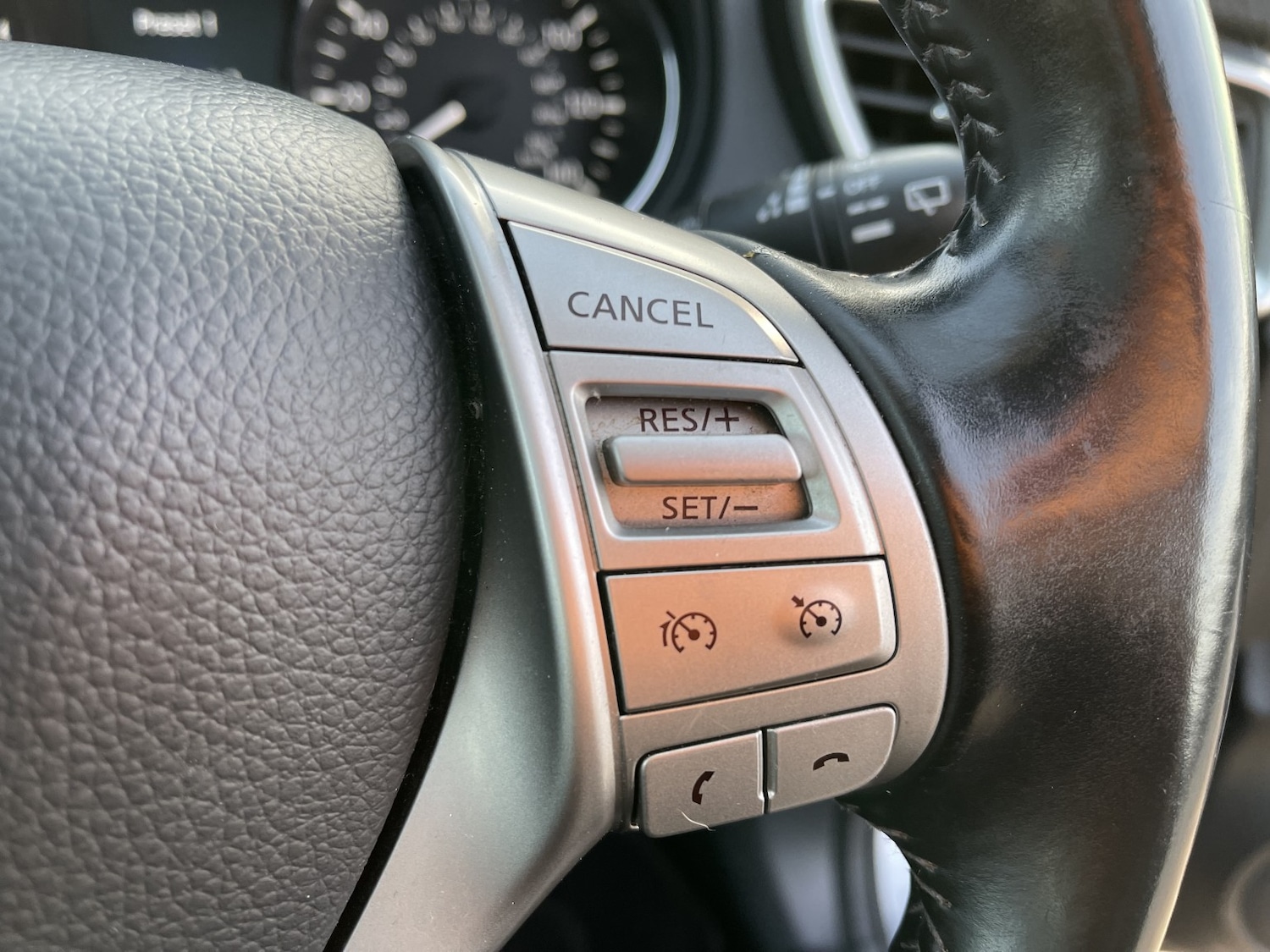 Used Nissan Qashqai 2014 for sale - 76941802: Photo 52