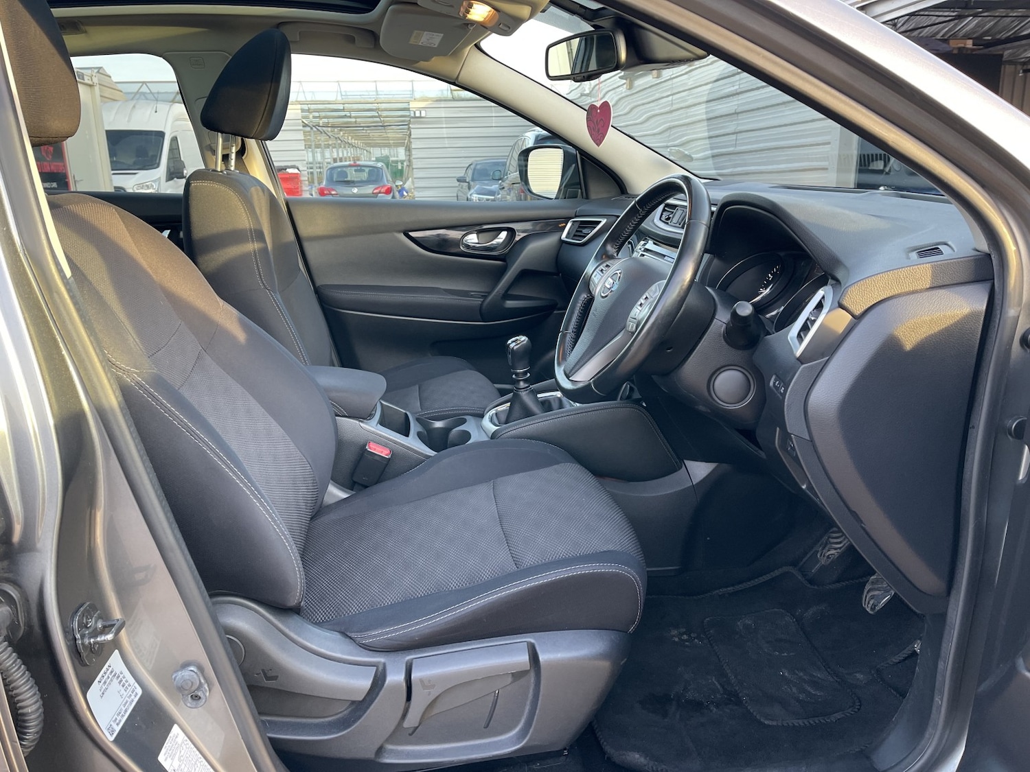 Used Nissan Qashqai 2014 for sale - 76941802: Photo 54