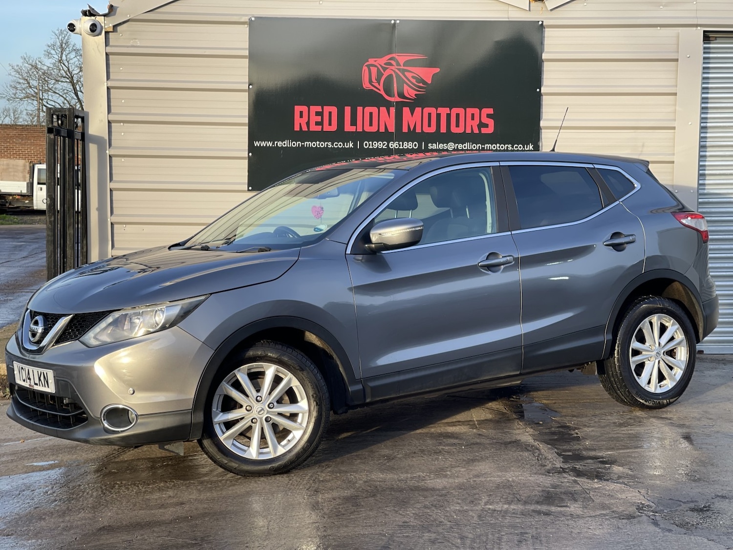 Used Nissan Qashqai 2014 for sale - 76941802: Photo 9