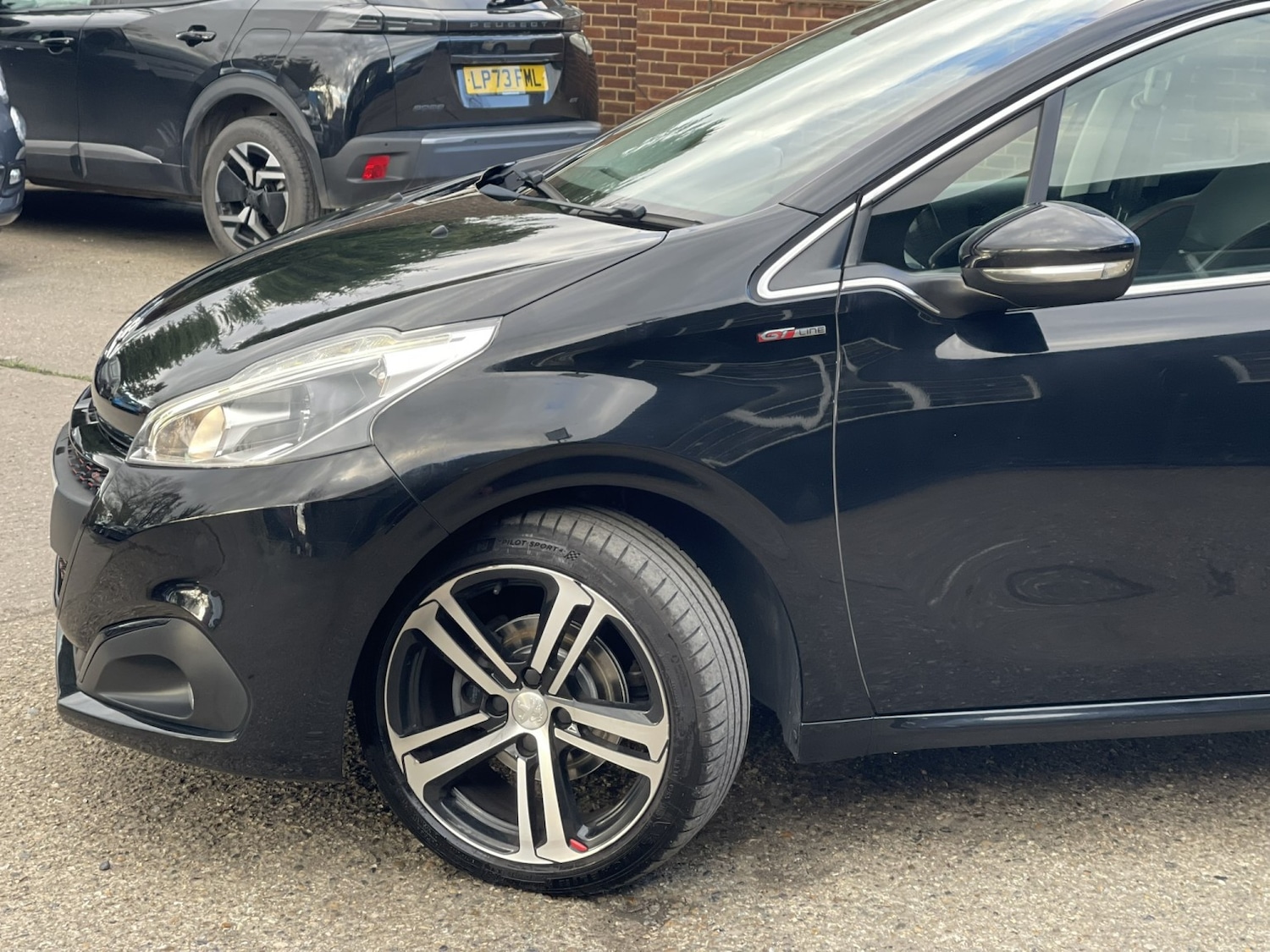 Used Peugeot 208 2018 for sale - 77836849: Photo 13