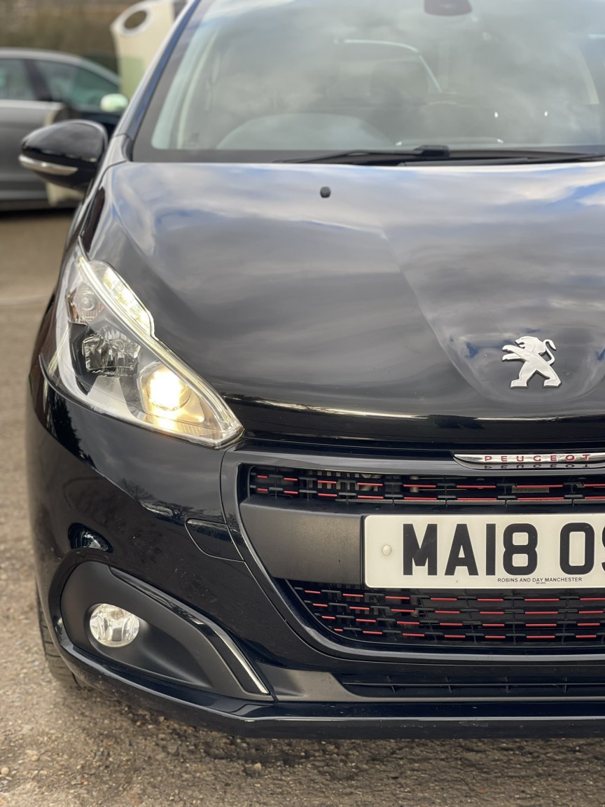 Used Peugeot 208 2018 for sale - 77836849: Photo 20