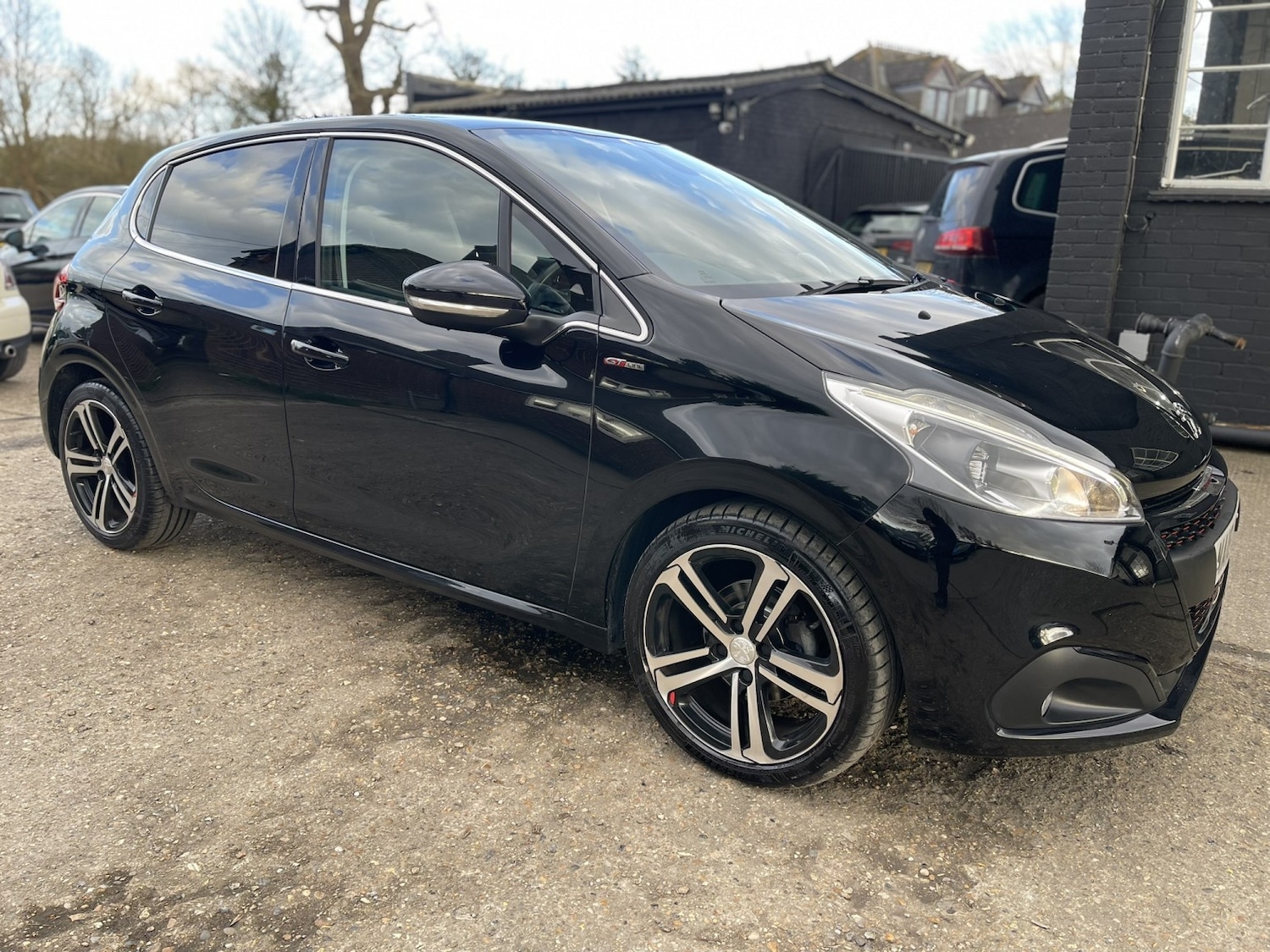 Used Peugeot 208 2018 for sale - 77836849: Photo 22