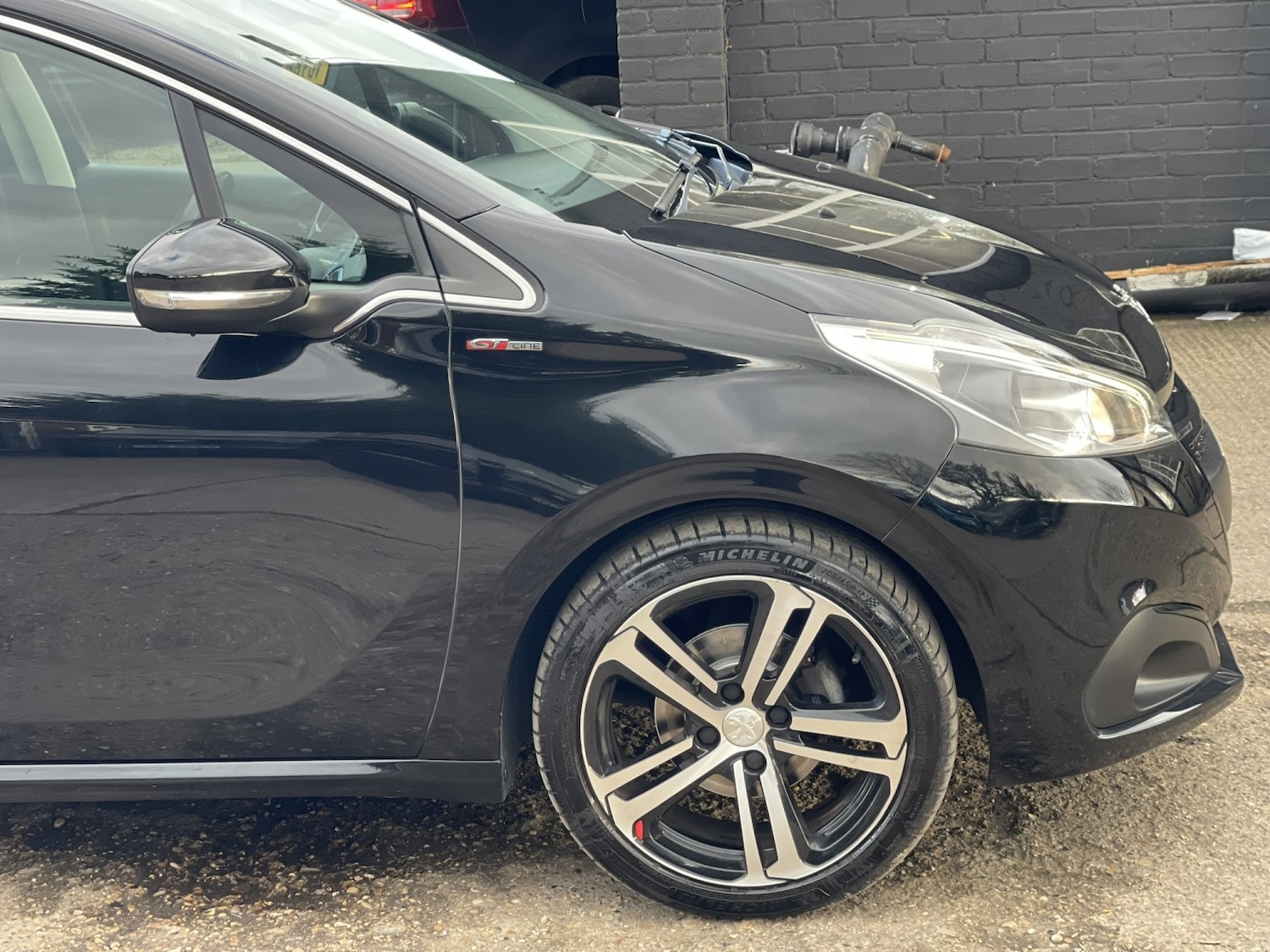Used Peugeot 208 2018 for sale - 77836849: Photo 23