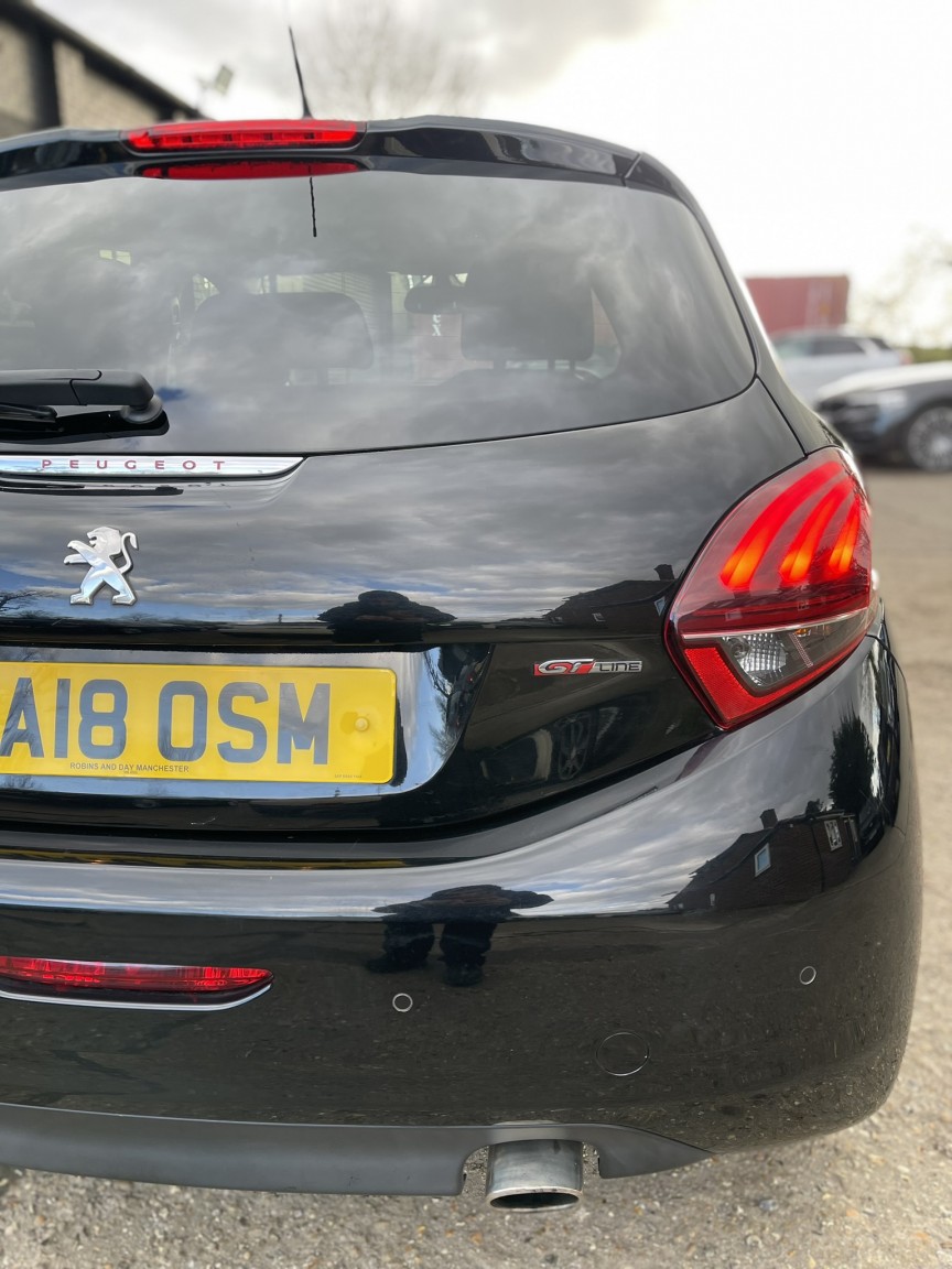 Used Peugeot 208 2018 for sale - 77836849: Photo 28