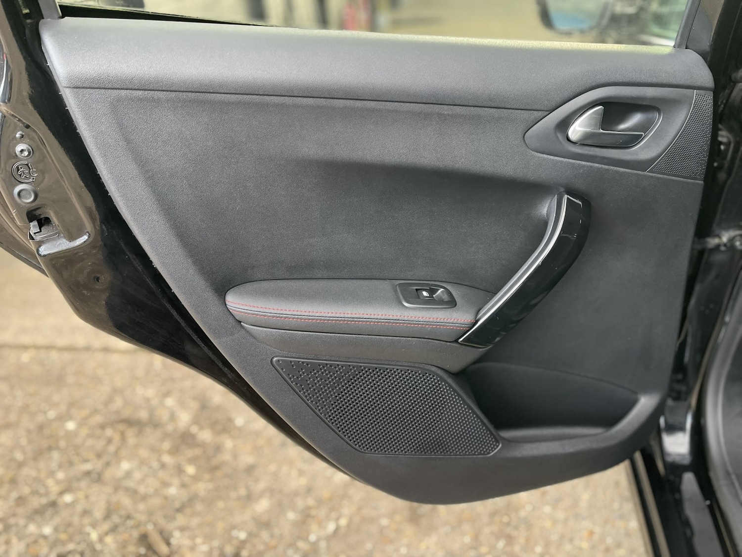 Used Peugeot 208 2018 for sale - 77836849: Photo 39