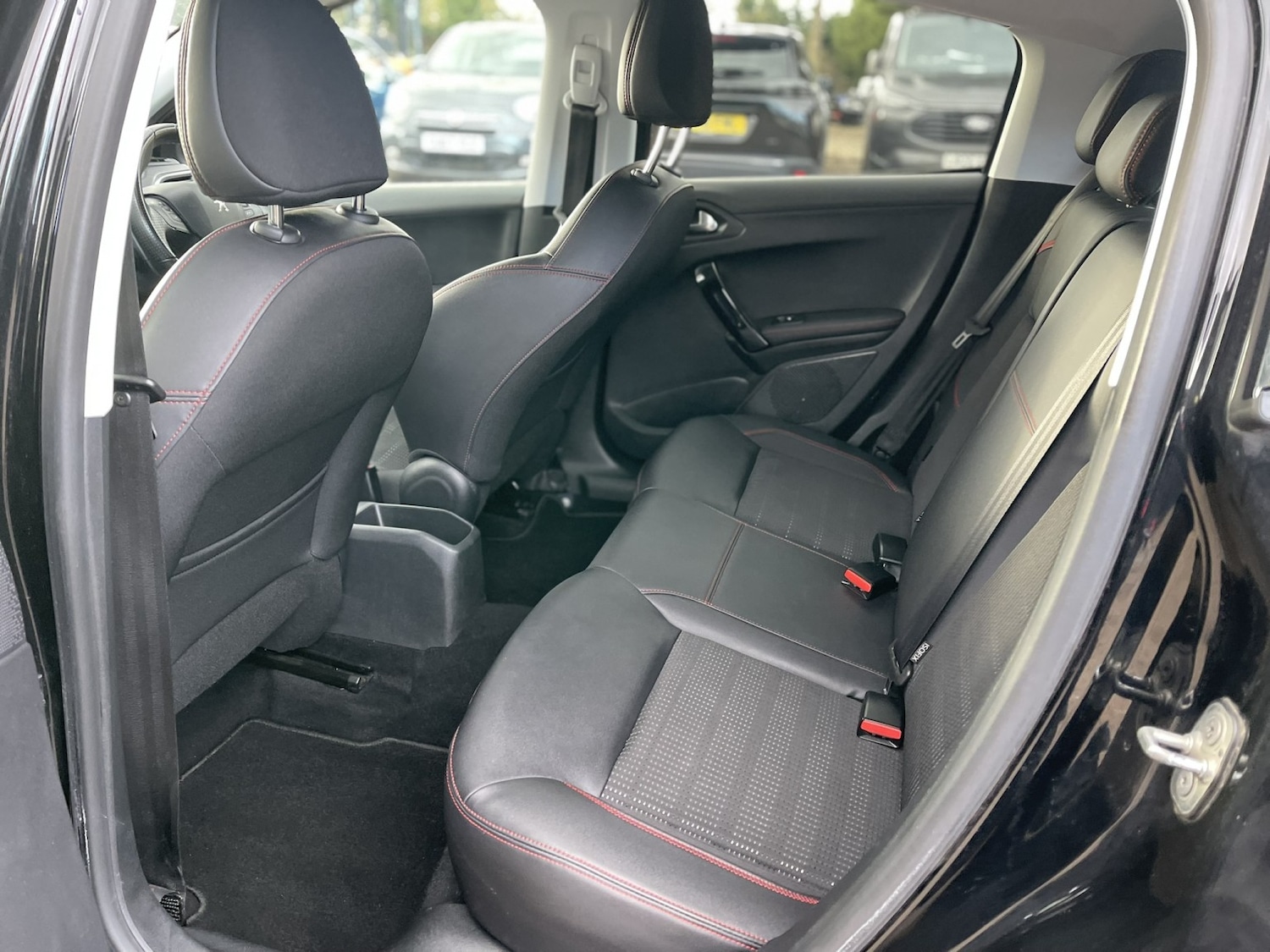 Used Peugeot 208 2018 for sale - 77836849: Photo 40