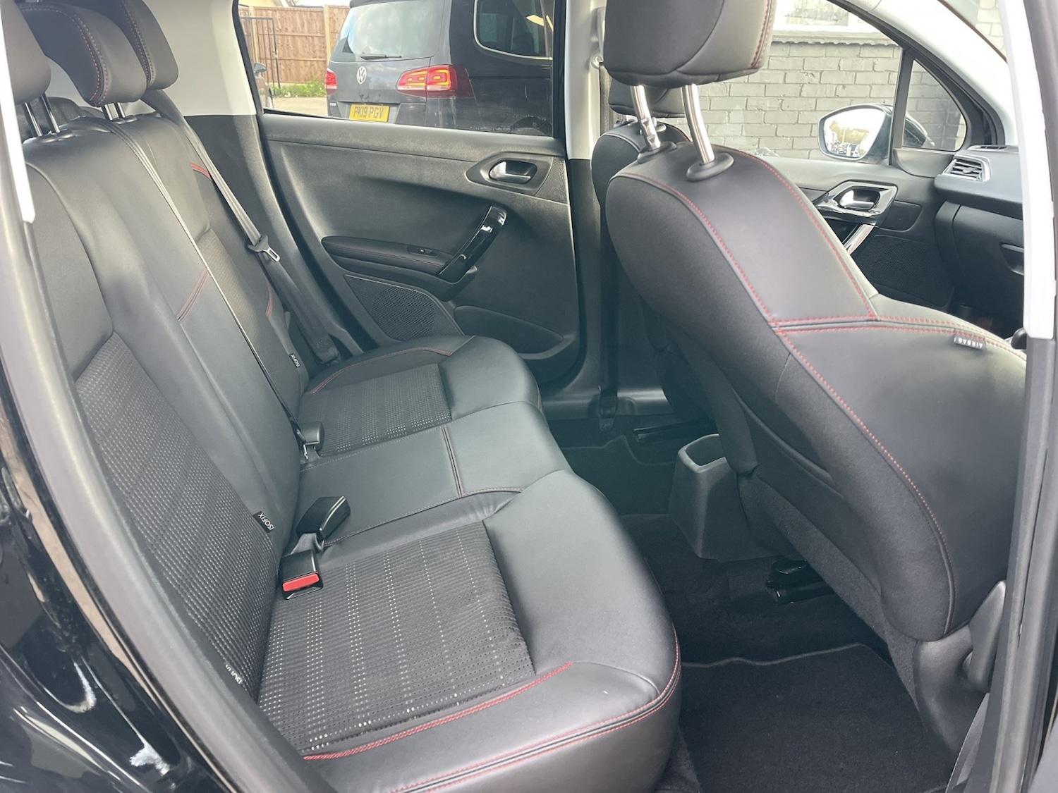 Used Peugeot 208 2018 for sale - 77836849: Photo 47