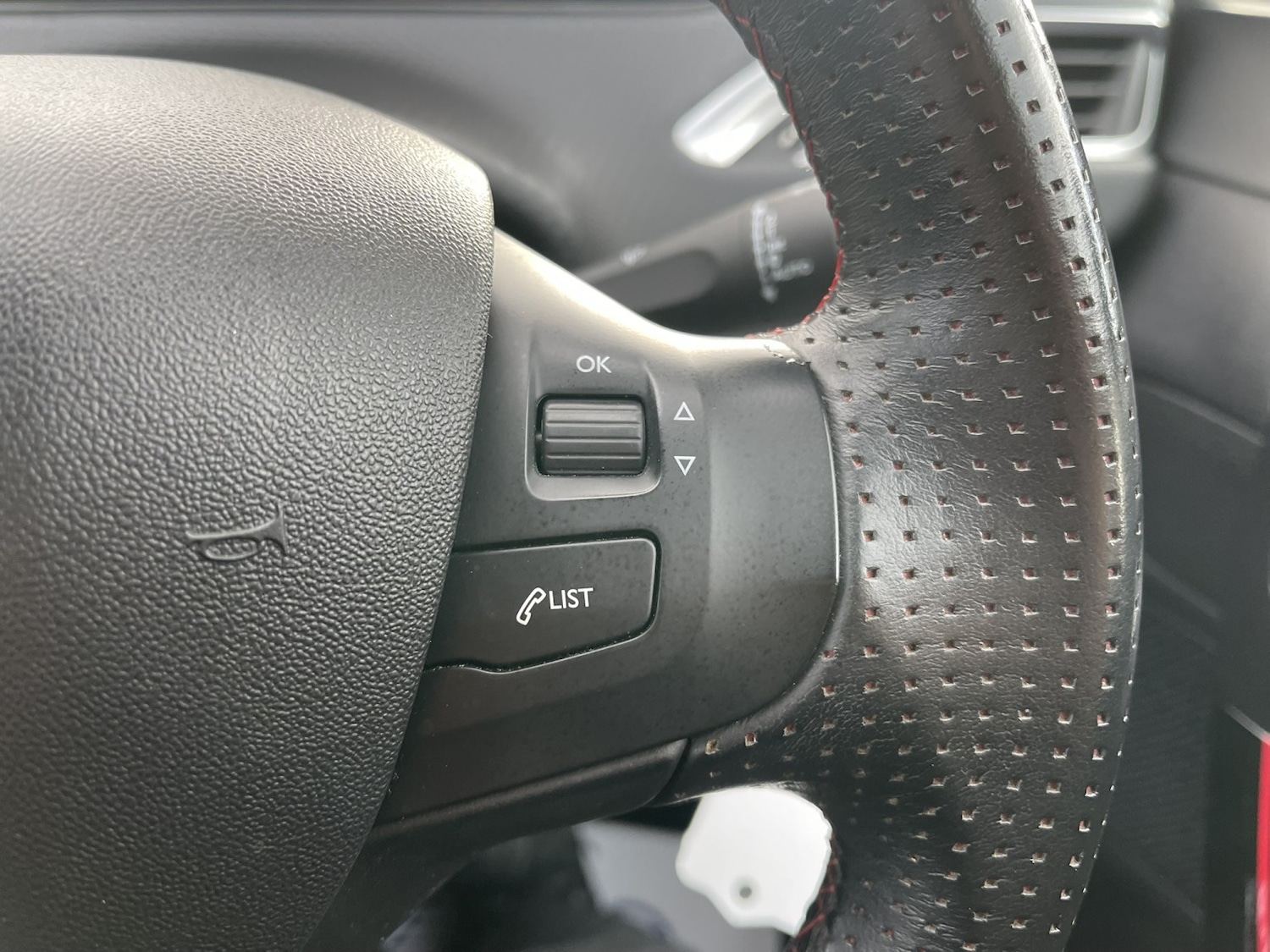 Used Peugeot 208 2018 for sale - 77836849: Photo 53