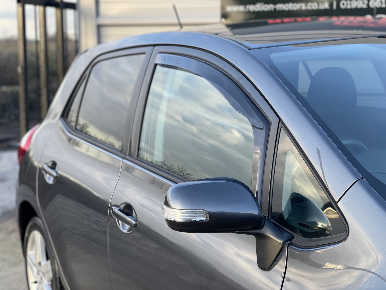 Used Toyota Auris 2011 for sale - 77357291: Photo 11