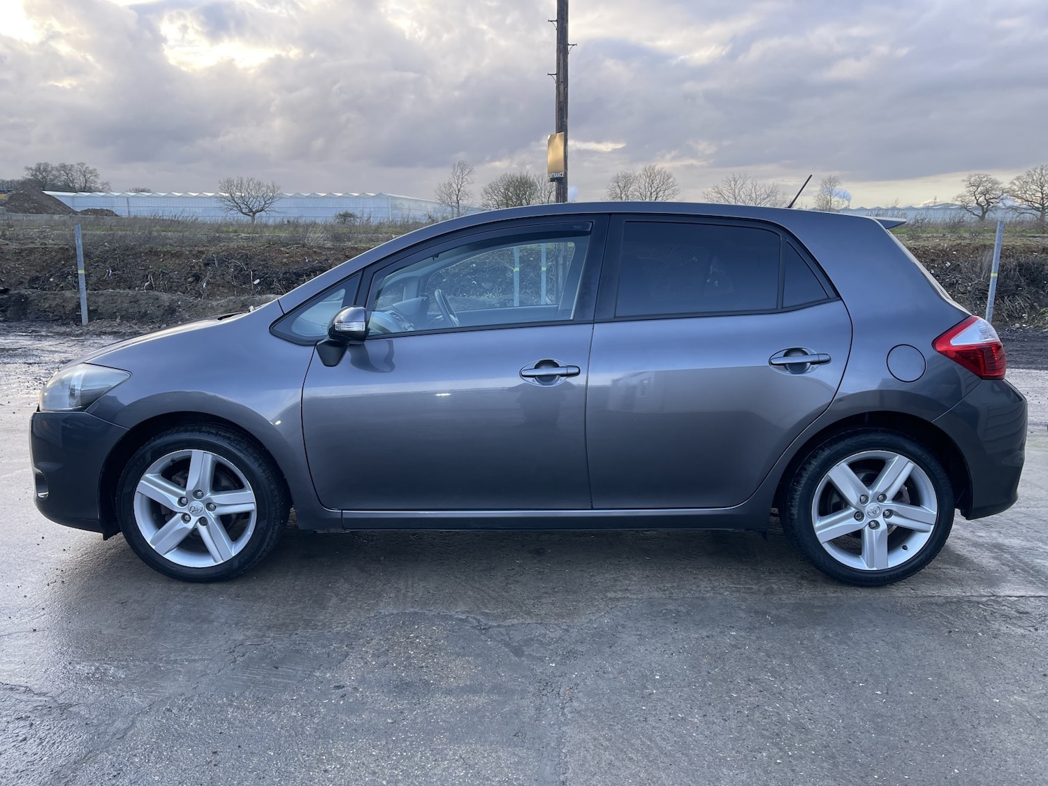 Used Toyota Auris 2011 for sale - 77357291: Photo 28