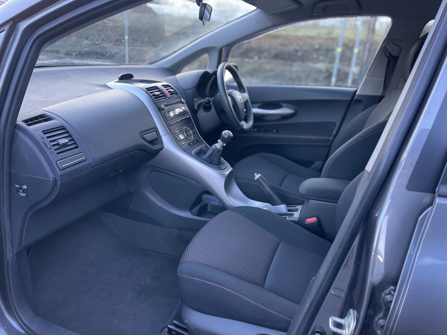 Used Toyota Auris 2011 for sale - 77357291: Photo 33