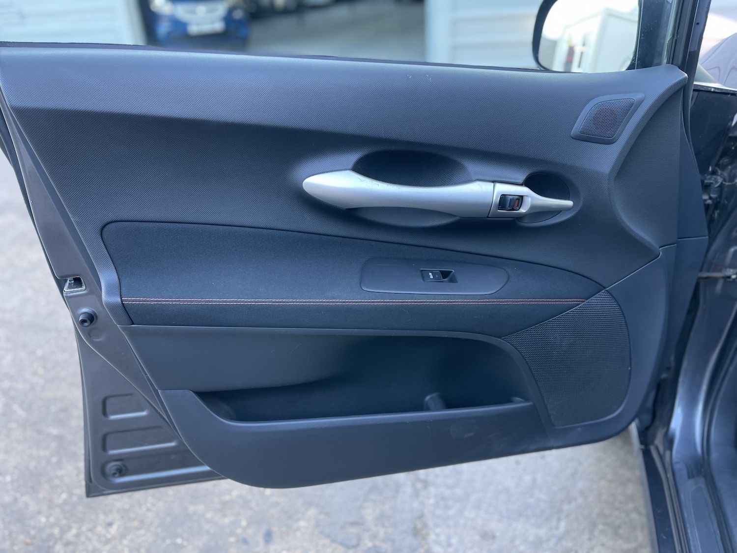 Used Toyota Auris 2011 for sale - 77357291: Photo 34