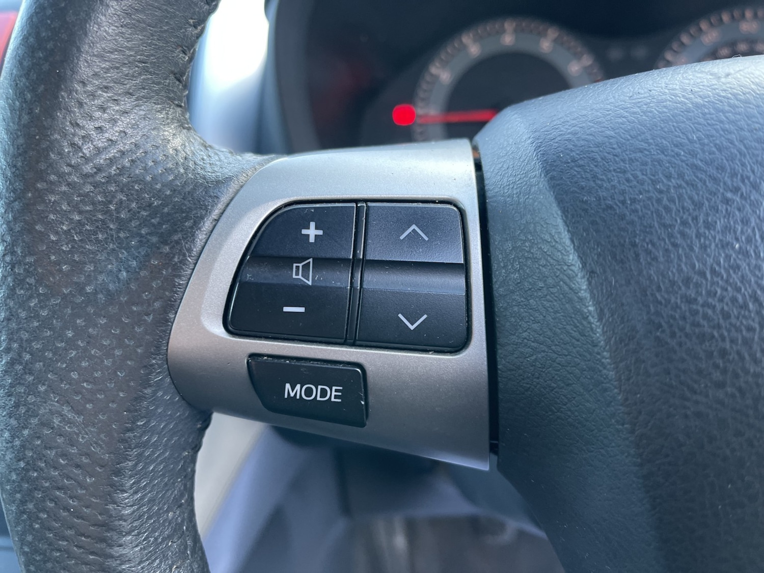 Used Toyota Auris 2011 for sale - 77357291: Photo 51