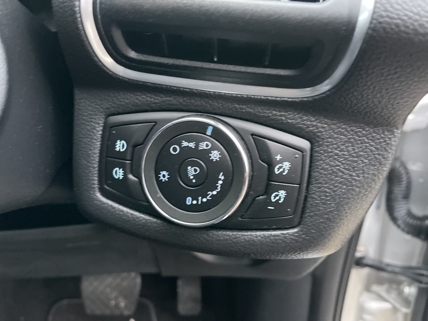 Used Ford B-MAX 2015 for sale - 77001552: Photo 33