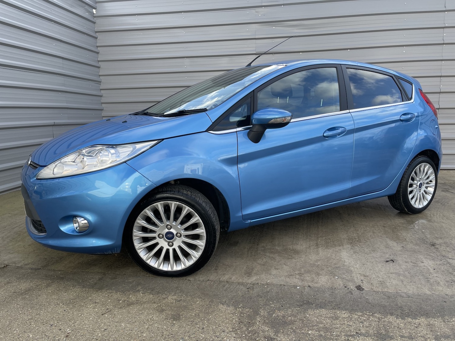 Used Ford Fiesta 2012 for sale - 76725598: Photo 10