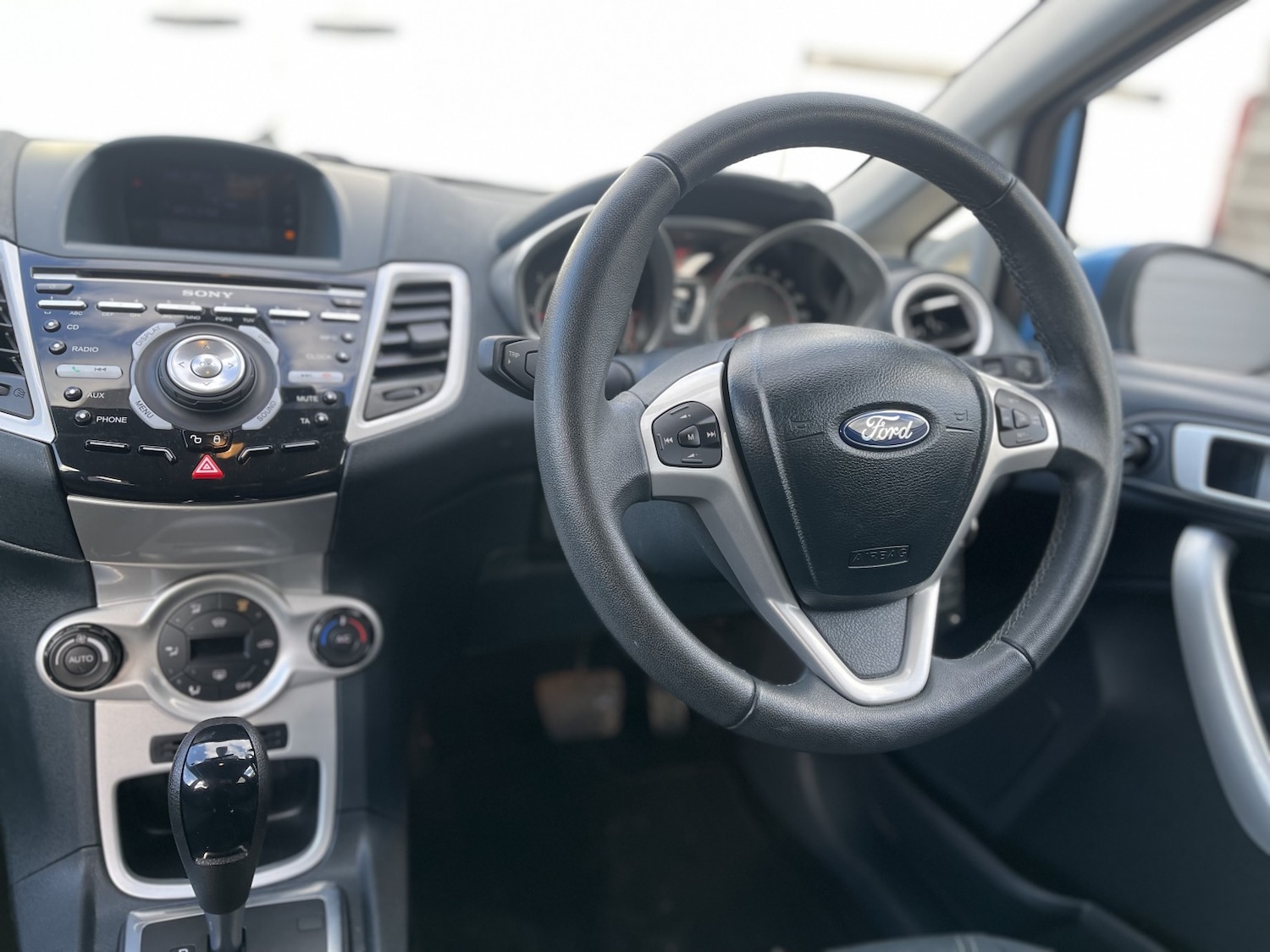 Used Ford Fiesta 2012 for sale - 76725598: Photo 45