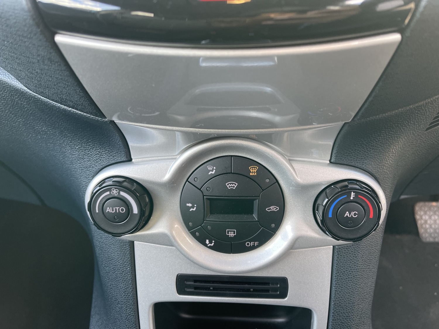 Used Ford Fiesta 2012 for sale - 76725598: Photo 51