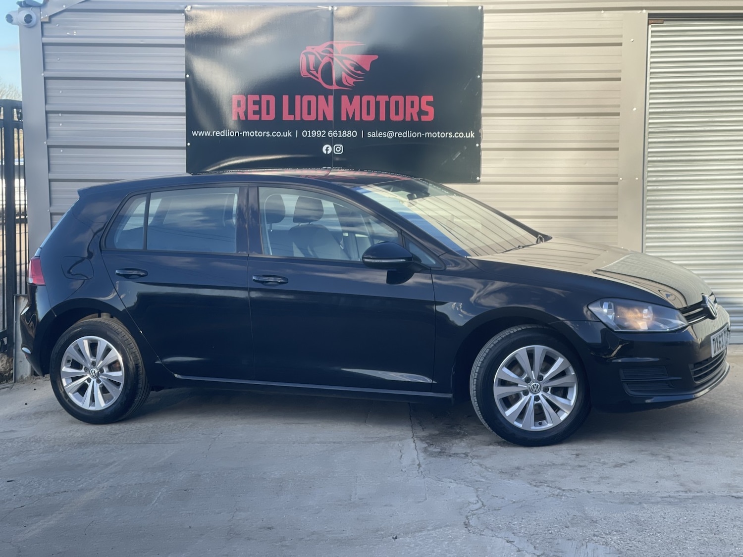 Used Volkswagen Golf 2013 for sale - 77173198: Photo 2