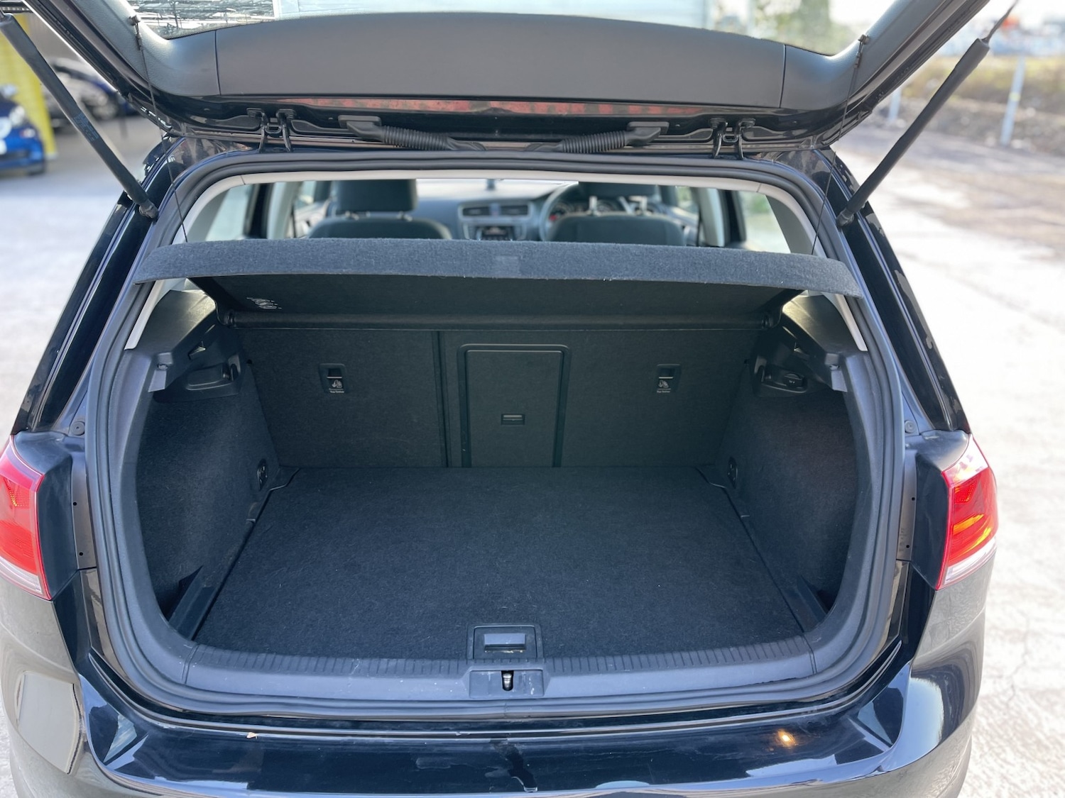 Used Volkswagen Golf 2013 for sale - 77173198: Photo 41