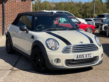 Used MINI Convertible 2015 for sale - 76019674: Photo