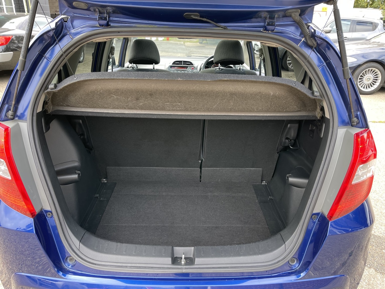 Used Honda Jazz 2011 for sale - 76093748: Photo 47