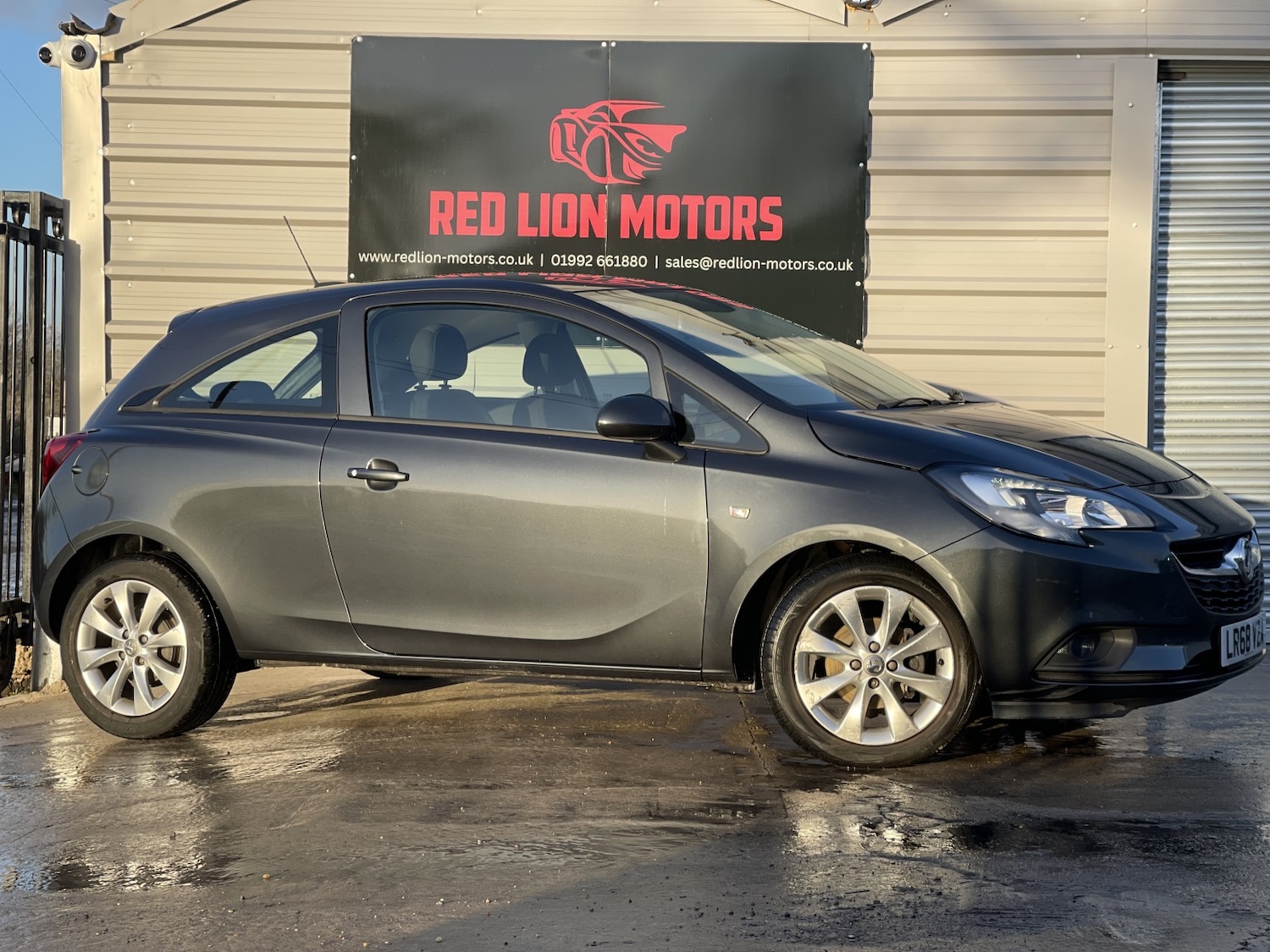 Used Vauxhall Corsa 2018 for sale - 77014764: Photo 3