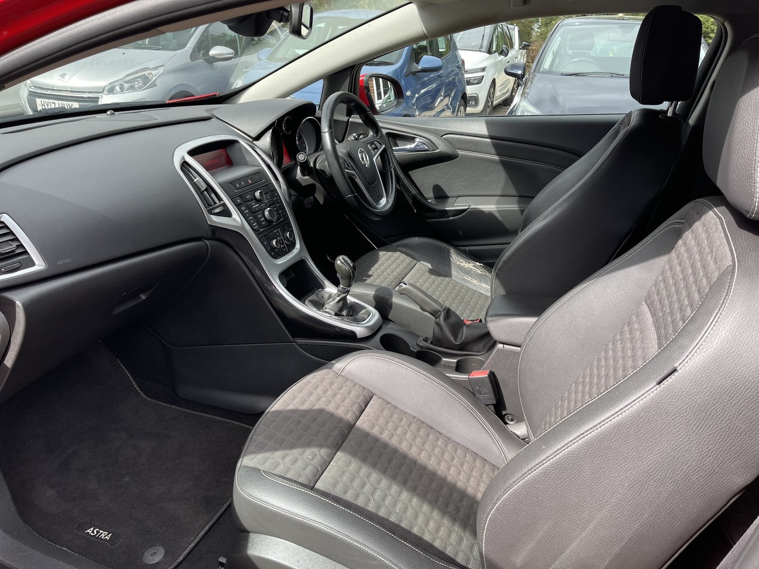 Used Vauxhall Astra GTC 2015 for sale - 78077845: Photo 33