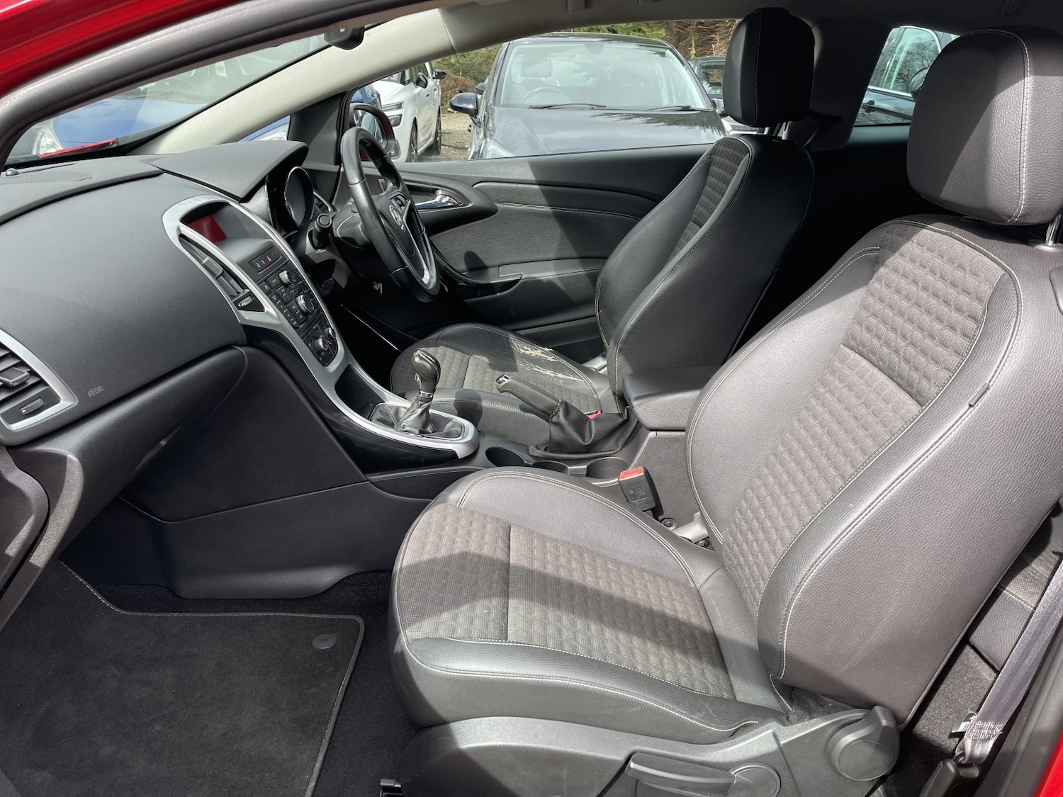 Used Vauxhall Astra GTC 2015 for sale - 78077845: Photo 38