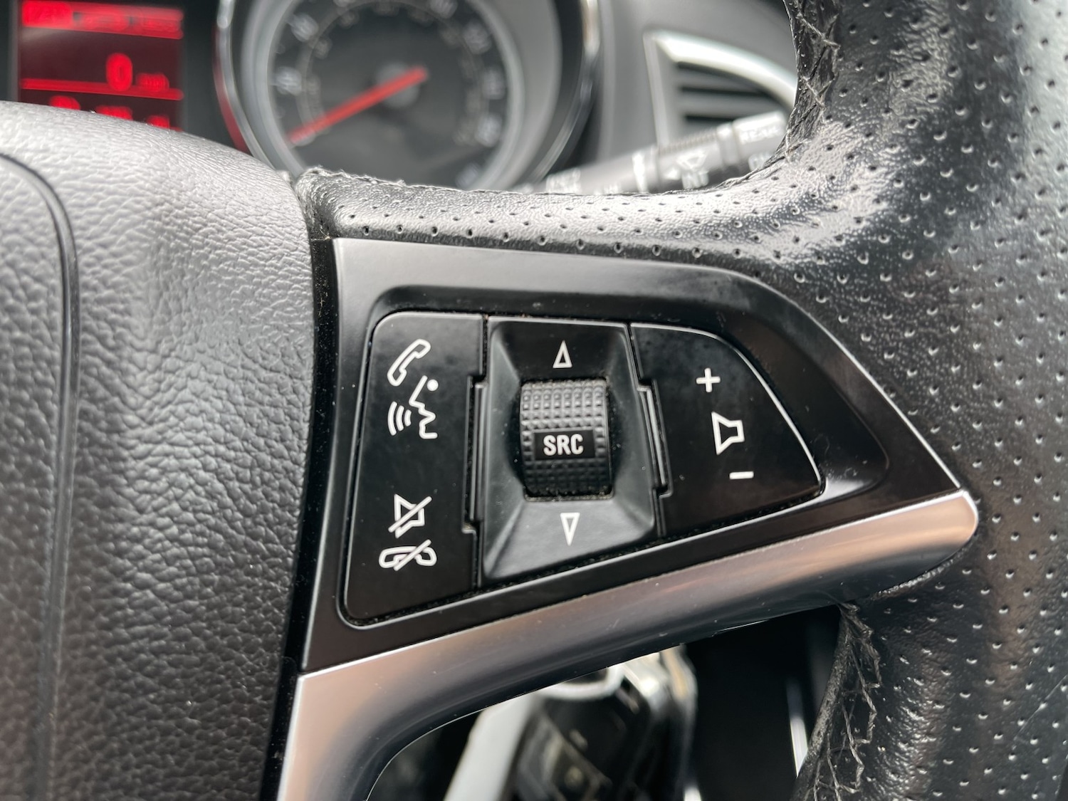 Used Vauxhall Astra GTC 2015 for sale - 78077845: Photo 39