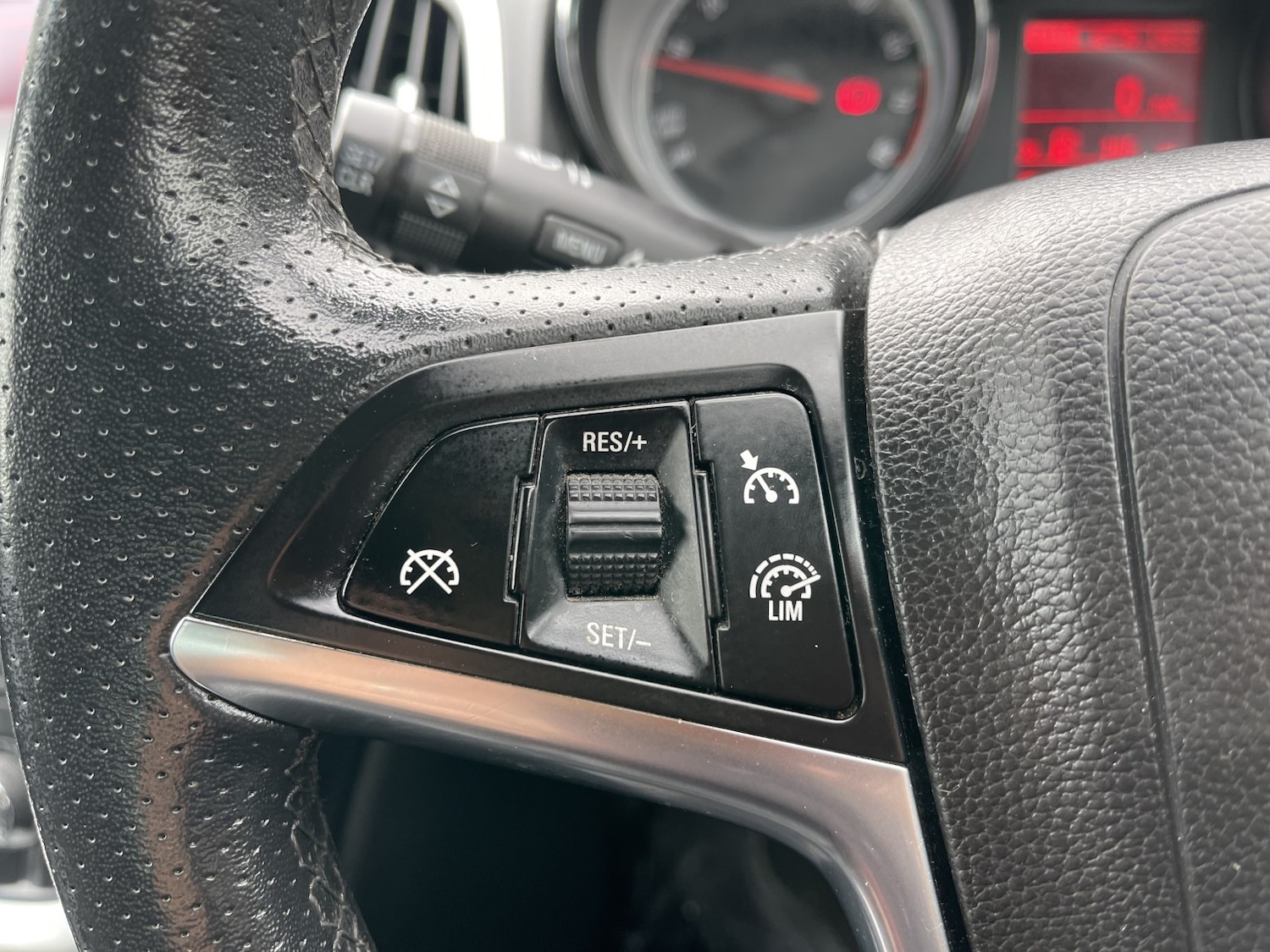 Used Vauxhall Astra GTC 2015 for sale - 78077845: Photo 43