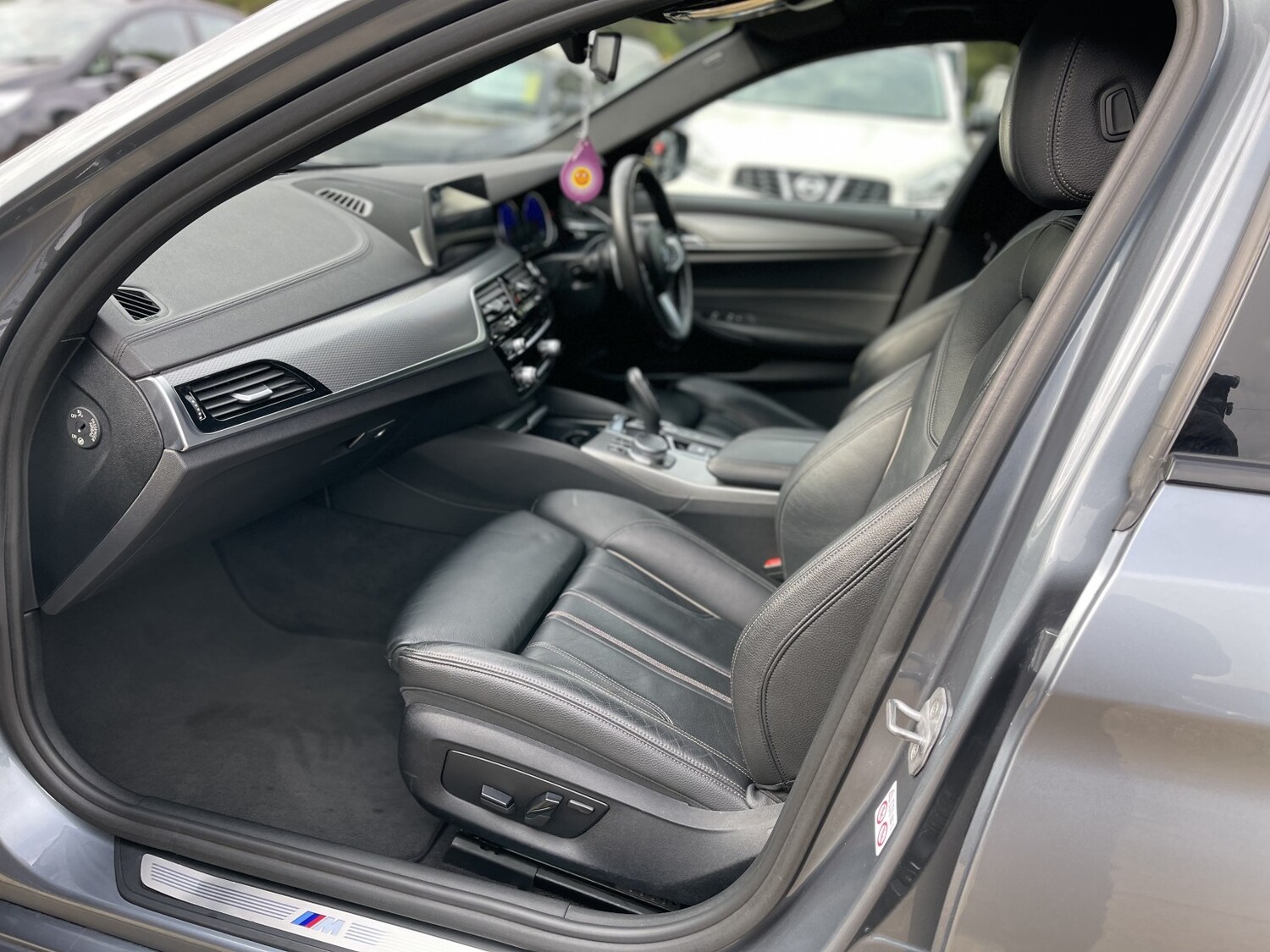 Used BMW 5 Series 2018 for sale - 76149210: Photo 36