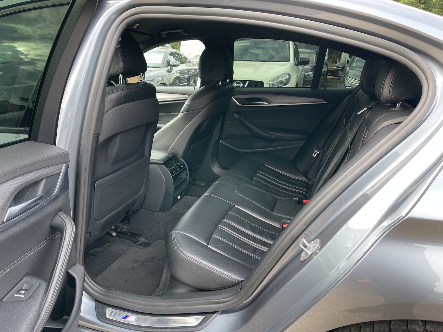 Used BMW 5 Series 2018 for sale - 76149210: Photo 42