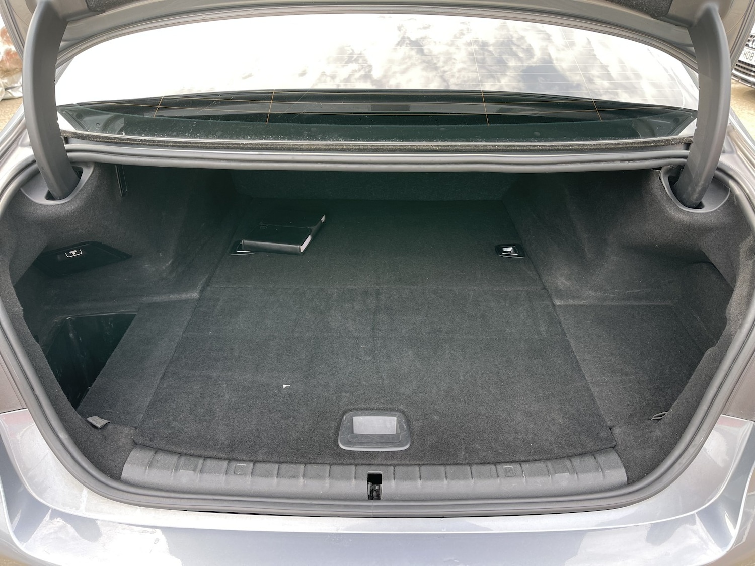 Used BMW 5 Series 2018 for sale - 76149210: Photo 43