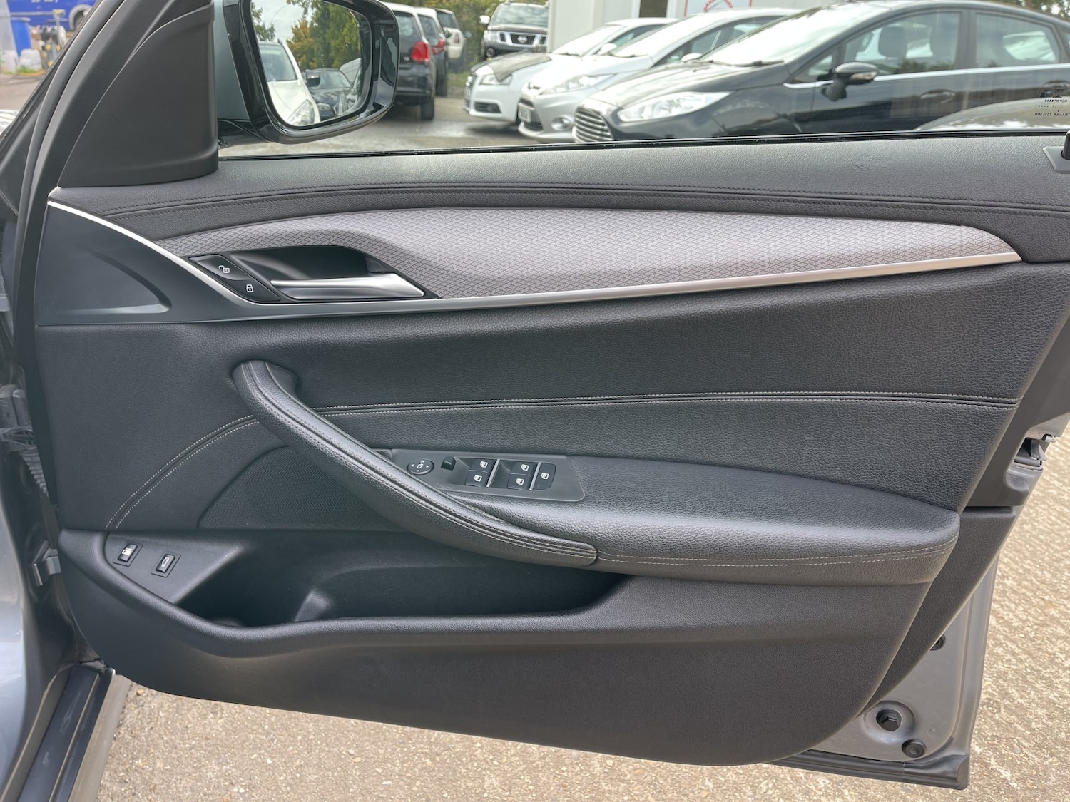 Used BMW 5 Series 2018 for sale - 76149210: Photo 47