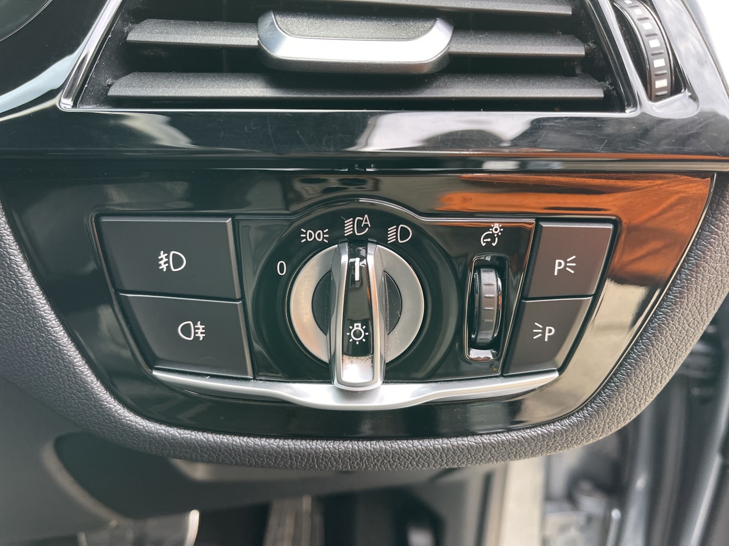 Used BMW 5 Series 2018 for sale - 76149210: Photo 50