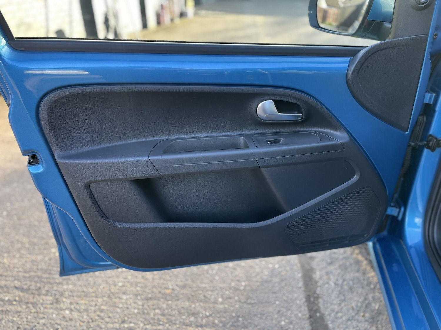 Used Volkswagen up! 2018 for sale - 77837005: Photo 33