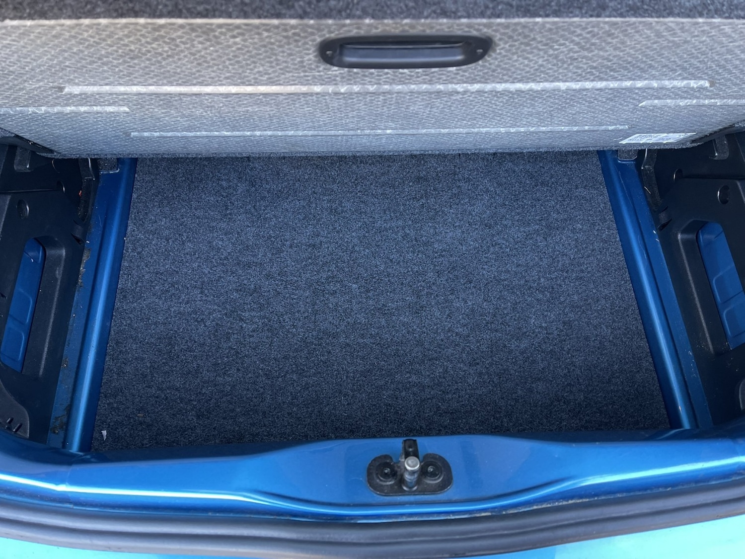 Used Volkswagen up! 2018 for sale - 77837005: Photo 43