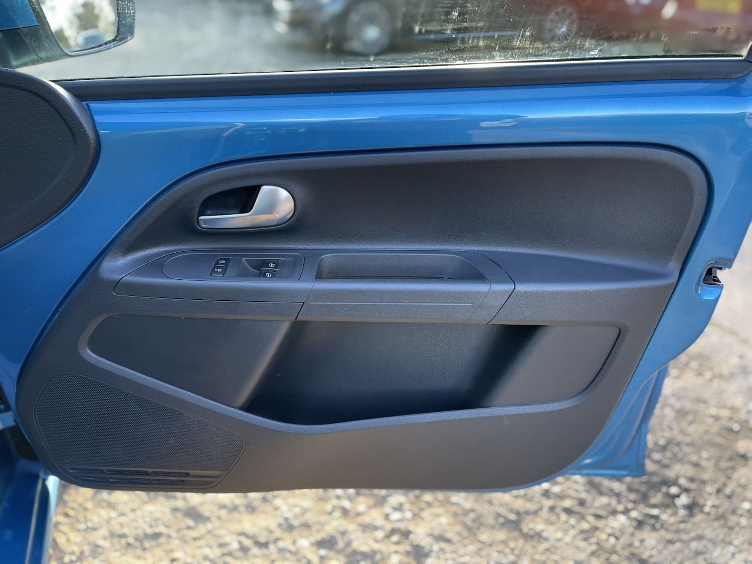 Used Volkswagen up! 2018 for sale - 77837005: Photo 47