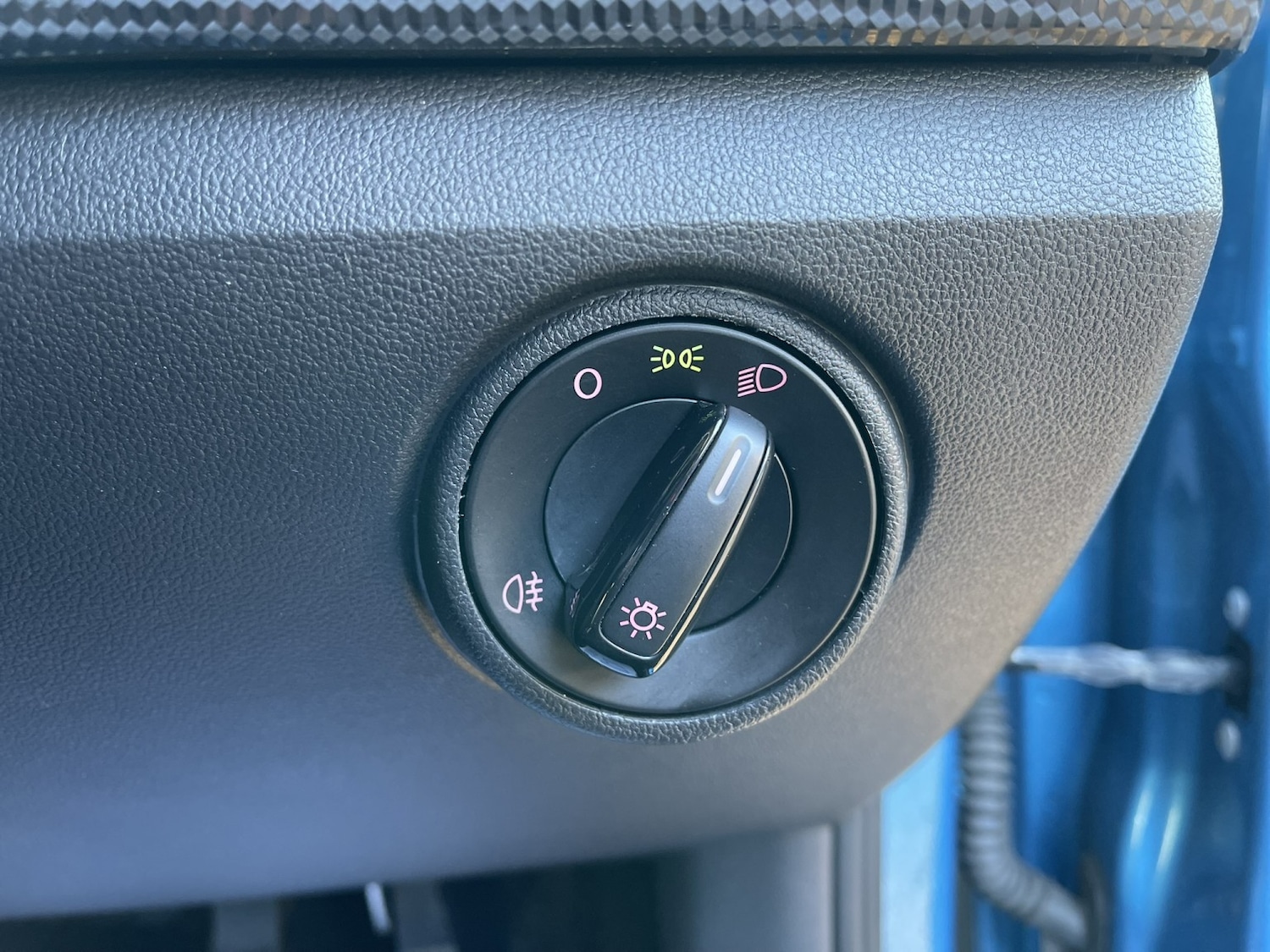 Used Volkswagen up! 2018 for sale - 77837005: Photo 51