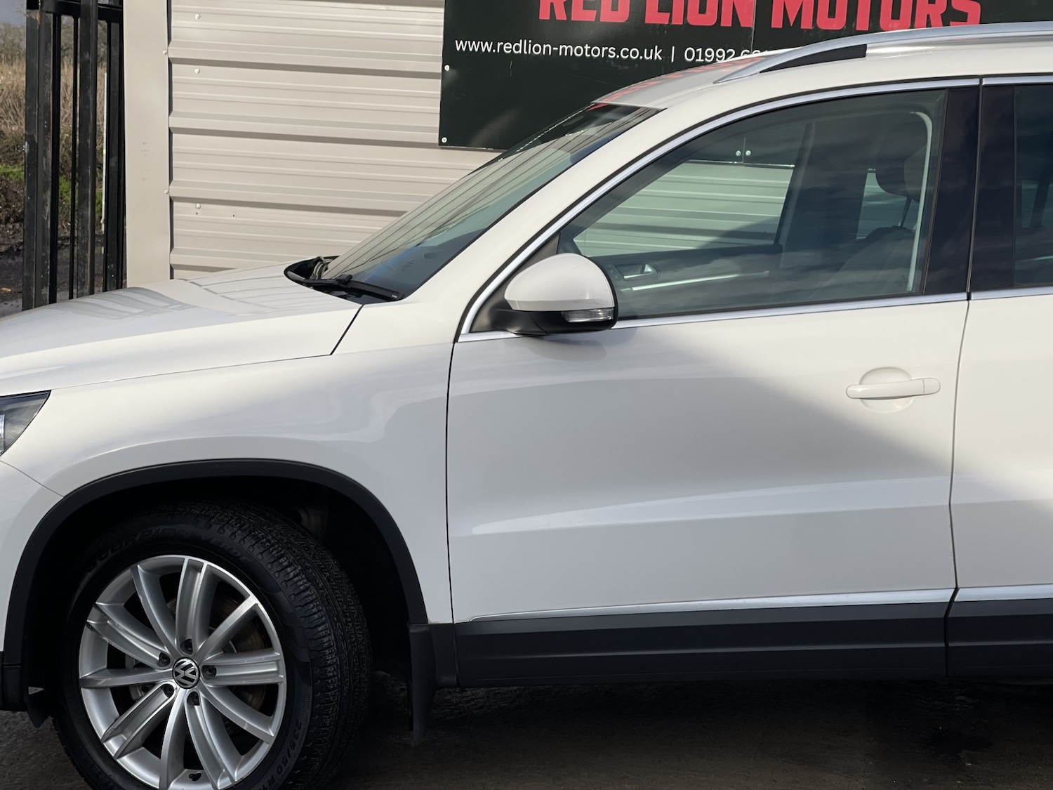 Used Volkswagen Tiguan 2011 for sale - 77237130: Photo 12