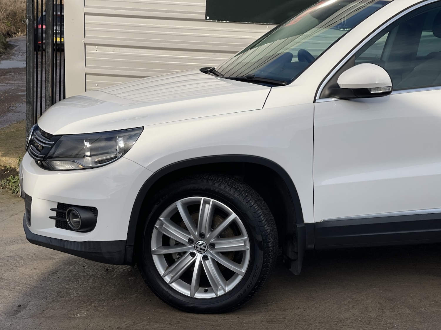 Used Volkswagen Tiguan 2011 for sale - 77237130: Photo 14