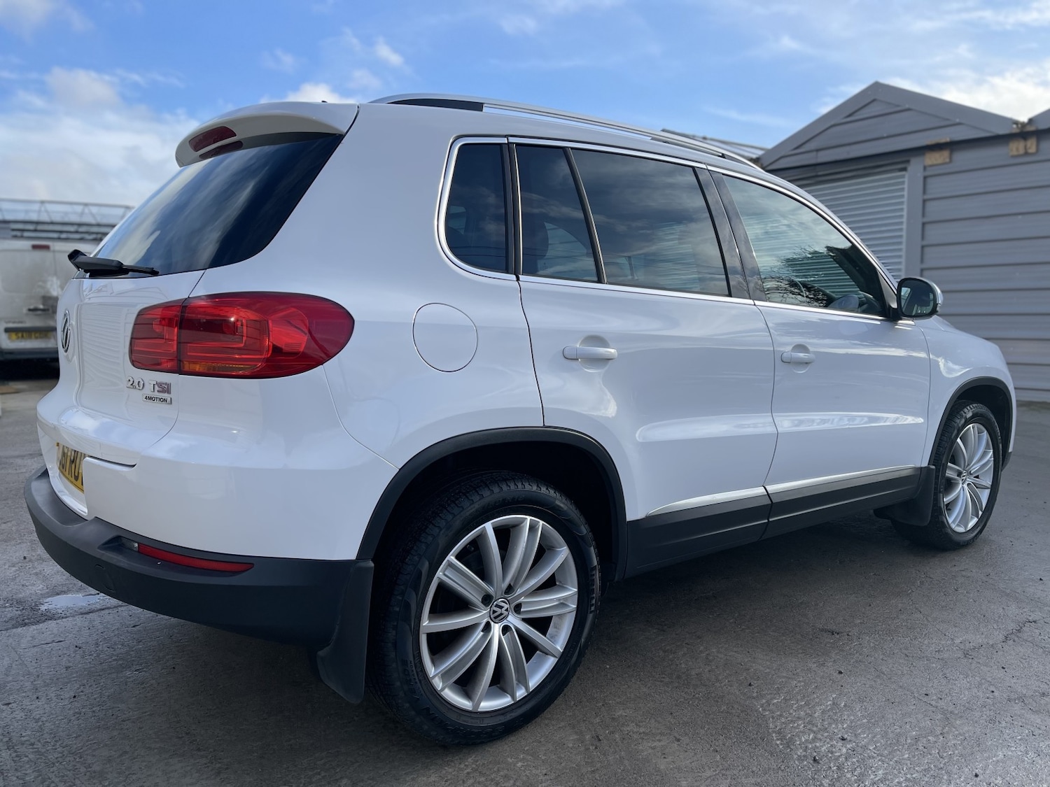 Used Volkswagen Tiguan 2011 for sale - 77237130: Photo 21